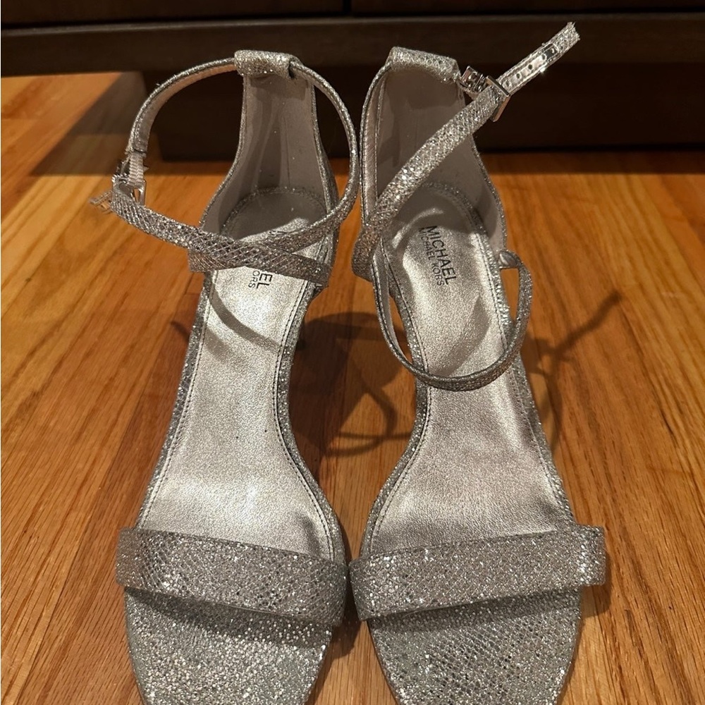 MICHAEL Michael Kors Ava Strappy Sandal Sand Glitter, Size 8M